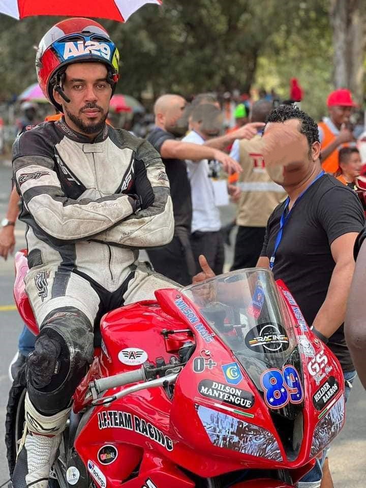 Piloto morre em treino do TT da Ilha de Man,prova mortal de motos