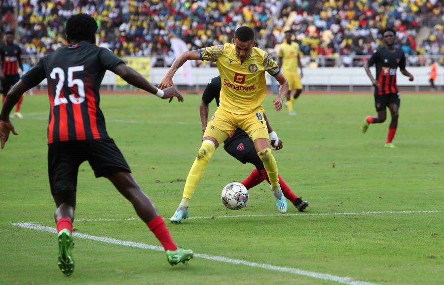 1º de Agosto bate arquirrival Petro de Luanda - Academia de Futebol de  Angola