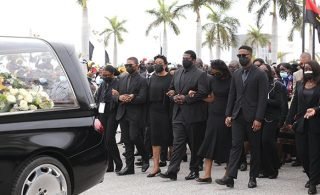 301546906_400791535534509_2405161697181319420_n