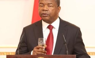 532581524323449406_120