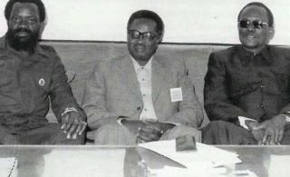 neto holden e savimbi